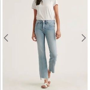 NWOT Lucky Brand Ava Crop Mini Boot Jean